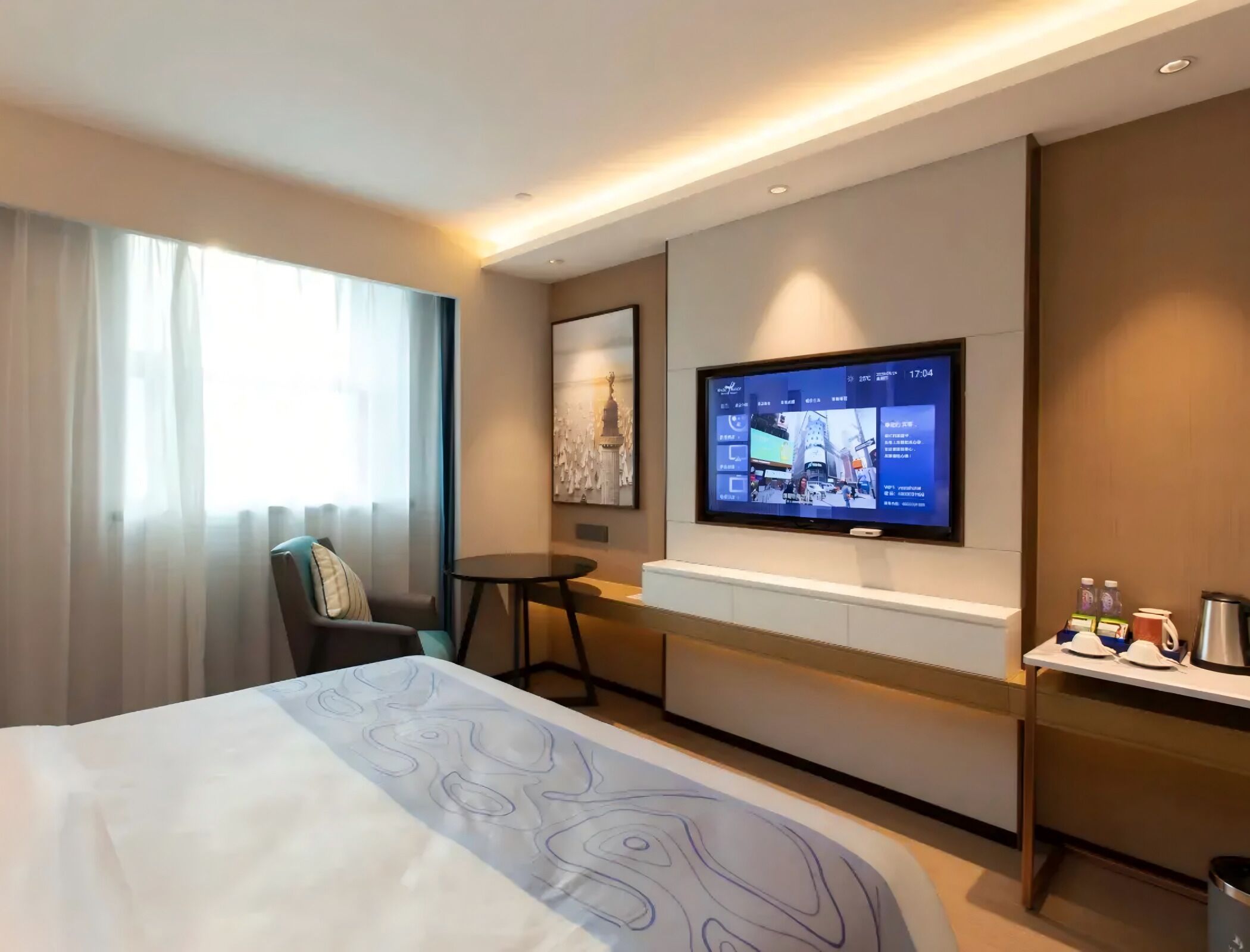 Superior Double Room, City View | Desk, laptop workspace, soundproofing, free WiFi