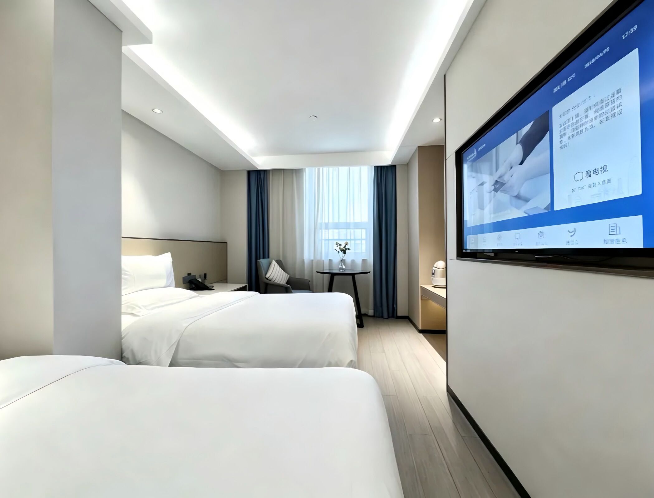Superior Twin Room, City View | Desk, laptop workspace, soundproofing, free WiFi