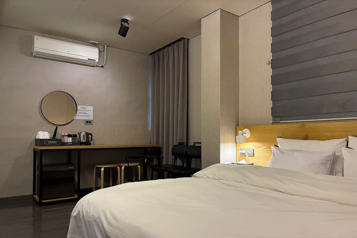 Comfort Double Room, City View | Desk, WiFi (free)