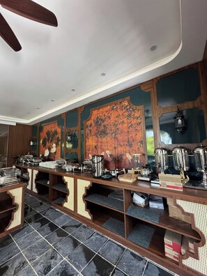 Dining - Hang Mua Ecolodge Ninh Hoa (Tây Hoa Lư)