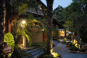 Reception - Hang Mua Ecolodge Ninh Hoa (Hoa Lu)