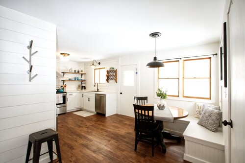 Lovely 3-bedroom house with AC in downtown Grand Junction