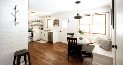 Lovely 3-bedroom house with AC in downtown Grand Junction