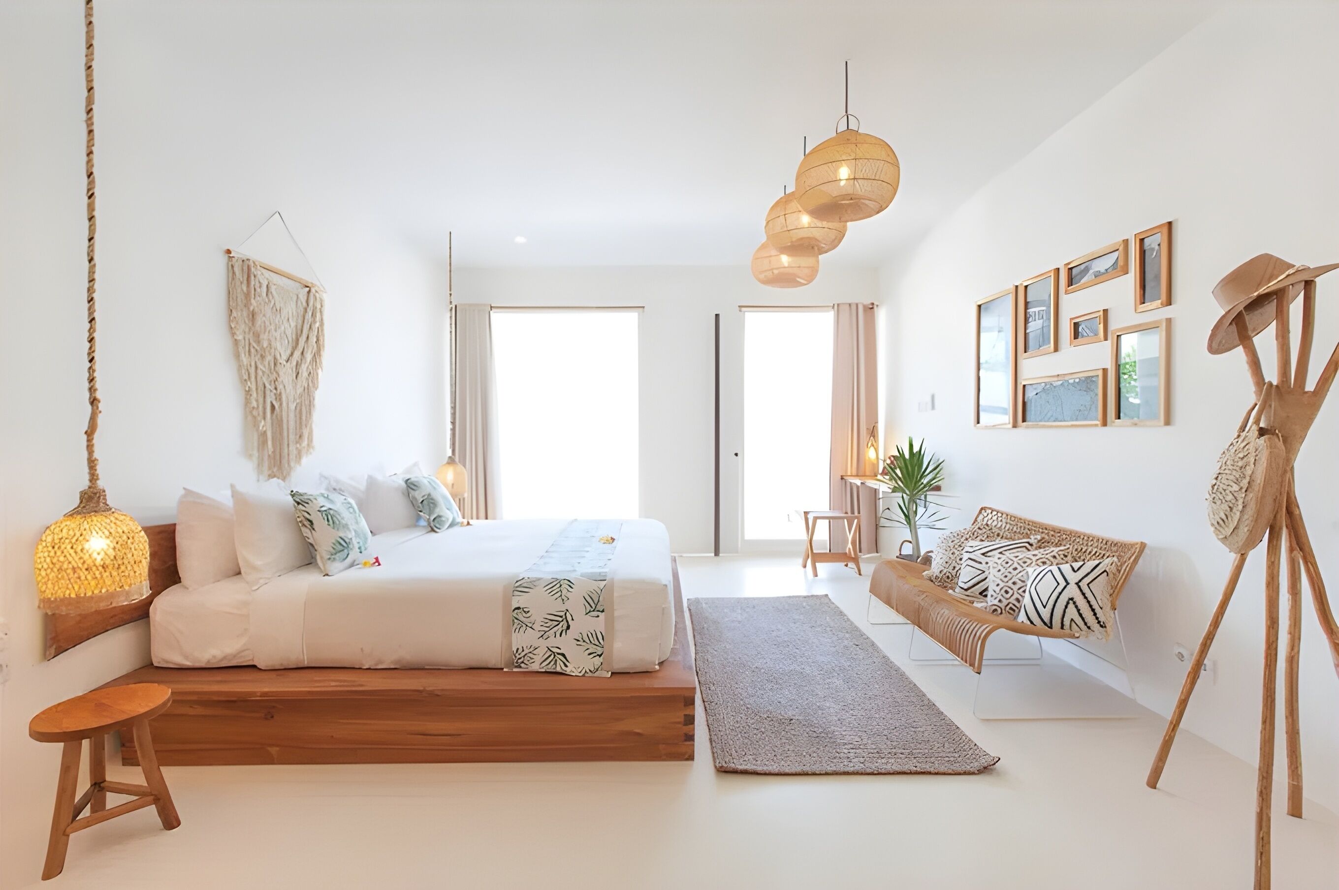 In-room safe, blackout curtains, free WiFi