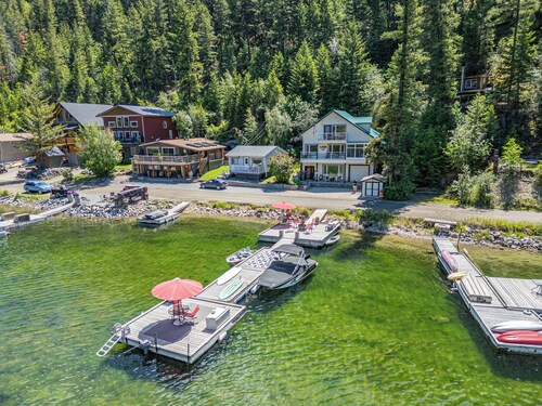 Lakeside Haven