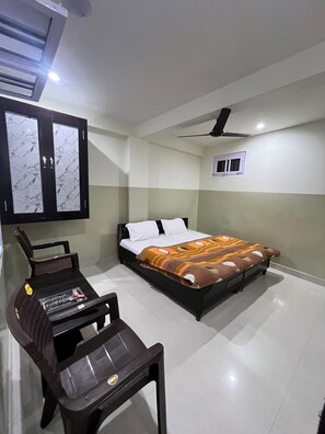 Room - Hotel Manimahesh Bharmour (Bharmour)