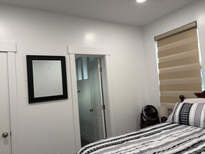 4 bedrooms, free WiFi, bed sheets - Long or Short Term corporate housing in a quiet area with view of Winnemucca. (Winnemucca)