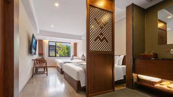 Family Triple Room, Private Bathroom, Courtyard View