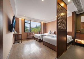 Chambre Deluxe avec lits jumeaux, vue cour intérieure