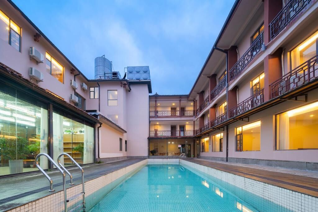 Seasonal outdoor pool
