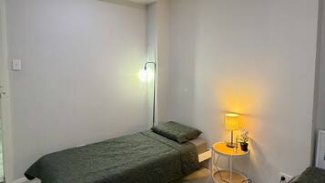 1 habitación, wifi gratis y ropa de cama
