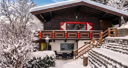 Holiday home with panoramic mountain views