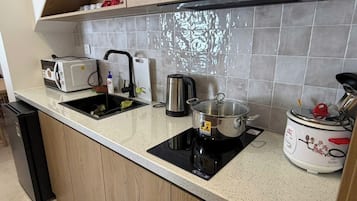 Biệt thự, hồ bơi riêng, quang cảnh hồ bơi | Bếp riêng | Tủ lạnh, lò vi sóng
