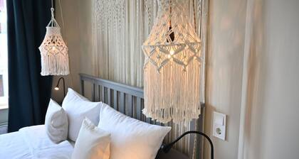 Lindenhof Family Stay | 2BR + Kids Room | In Zetel