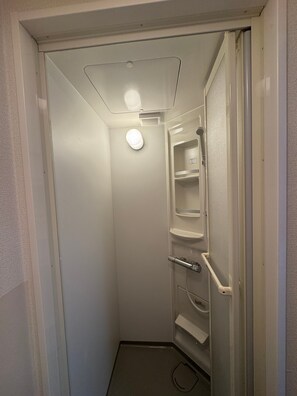 Bathroom - KIX Nest (Izumisano City)