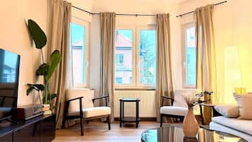 Fernseher, Videospiele, Bücher