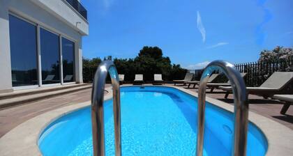 Stunning Seaside Villa PIA First Floor