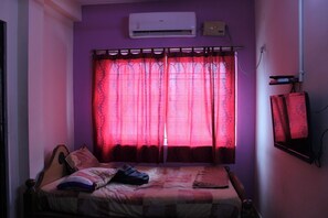 Room - Srivari Premium Homestay (Vellore)