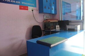 Lobby - Srivari Premium Homestay (Vellore)