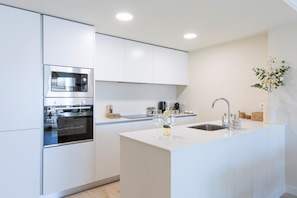 Coffee/tea maker, fridge, microwave, stovetop - Casa Zavi - Javea, Costa Blanca (Javea)