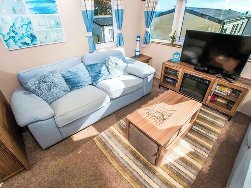 2 bedroom accommodation in Exmouth