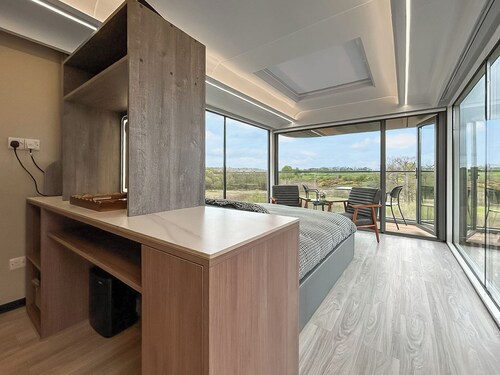 1 bedroom accommodation in Glasgow