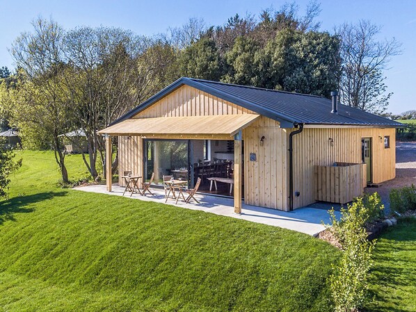 Exterior - 2 bedroom accommodation in Cardiff (Cardiff)