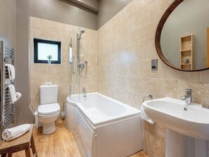 Towels - 3 bedroom accommodation in Near Richmond (Near Richmond)