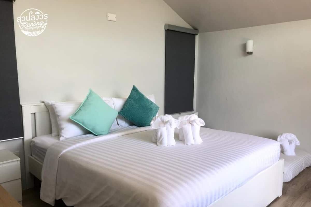 Superior Single Room, Balcony, Hill View