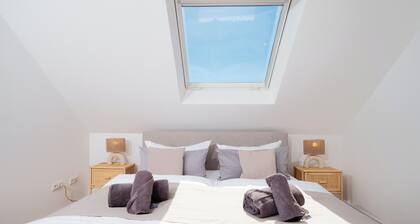 Luxury apartments • Groups & Families - 210 m² - 15 P - 4 bathrooms