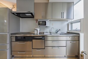 Vila Superior | Dapur pribadi | Lemari es besar, microwave, oven, dan kompor
