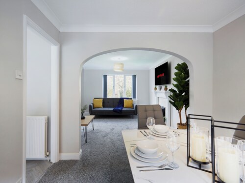 3 bedroom accommodation in Harrogate