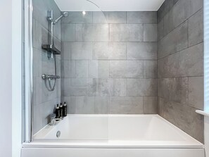 Towels - 5 bedroom accommodation in Harrogate (Harrogate)