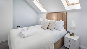 5 bedrooms, free WiFi - 5 bedroom accommodation in Harrogate (Harrogate)