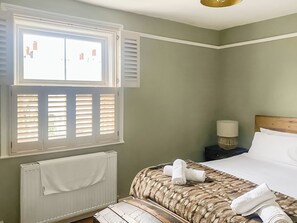 Room - 2 bedroom accommodation in Eastbourne (Eastbourne)