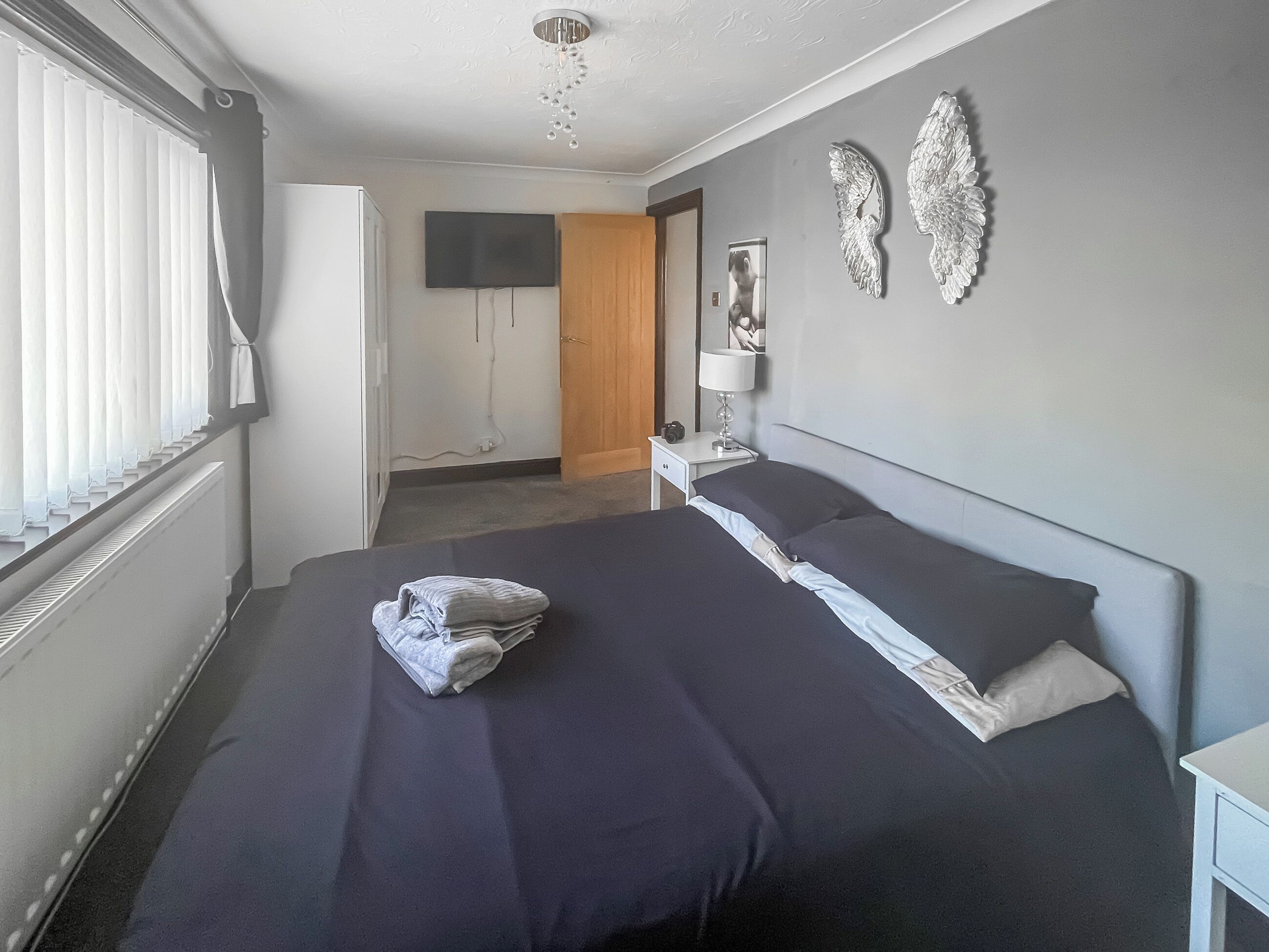 3 habitaciones, wifi gratis y ropa de cama 