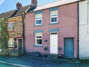 Exterior - 2 bedroom accommodation in Staindrop, near Barnard Castle (Staindrop, near Barnard Castle)