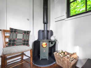 Interior - Bugail Hut - UK51876 (Cardiff)