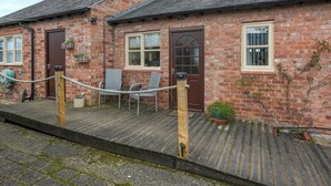 Unclassified image, 3 of 10, button - 1 bedroom accommodation in Willington (Willington)