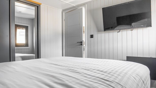 Room - Dove Lodge - UK51935 (Yarm)