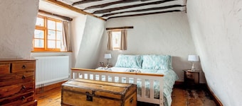 Bay Cottage - UK51915