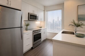 Private kitchen - The Arvyn Hotel and Suites (Toronto)