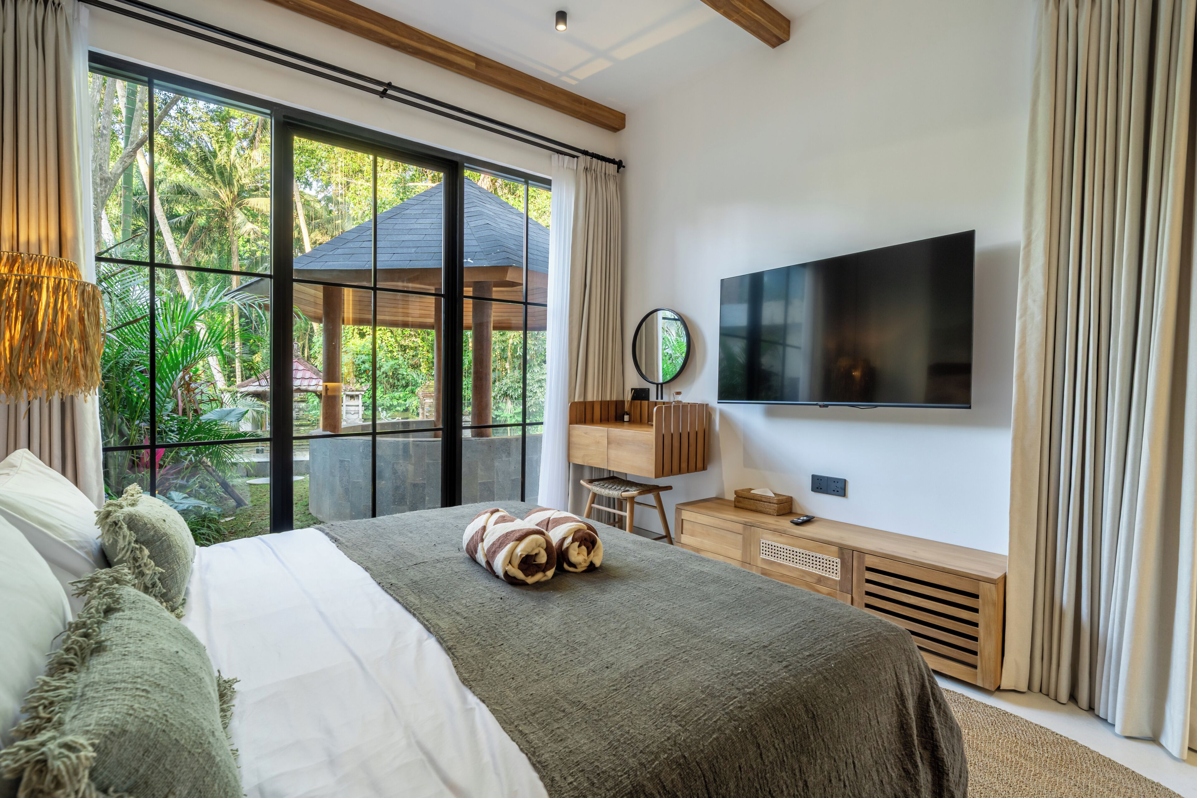 Luxury Villa, Pool View | Egyptian cotton sheets, premium bedding, in-room safe