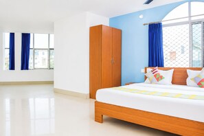 Classic-Doppelzimmer, Klimaanlage | Allergikerbettwaren, Schreibtisch, kostenloses WLAN