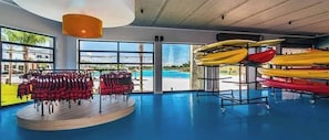 A pool area with kayaks and life jackets. - The Blyde Modern Oasis Pretoria (Pretoria)