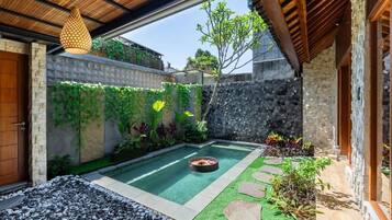 Vila, balkon, pemandangan kebun | Halaman properti