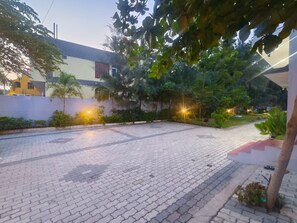 Front of property - Miraya Resort (Kuilapalayam)
