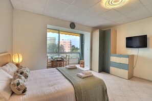 经典开间, 部分海景 | 熨斗/熨衣板、免费 WiFi