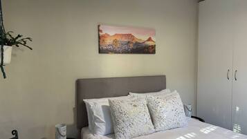 1 bedroom, Internet