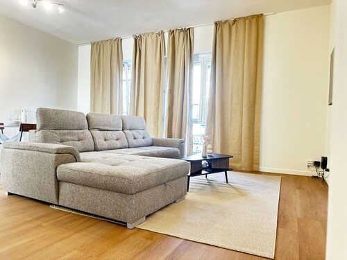 15-Min Walk to Ghent Center | Stylish 2BR Apartment with Living Room